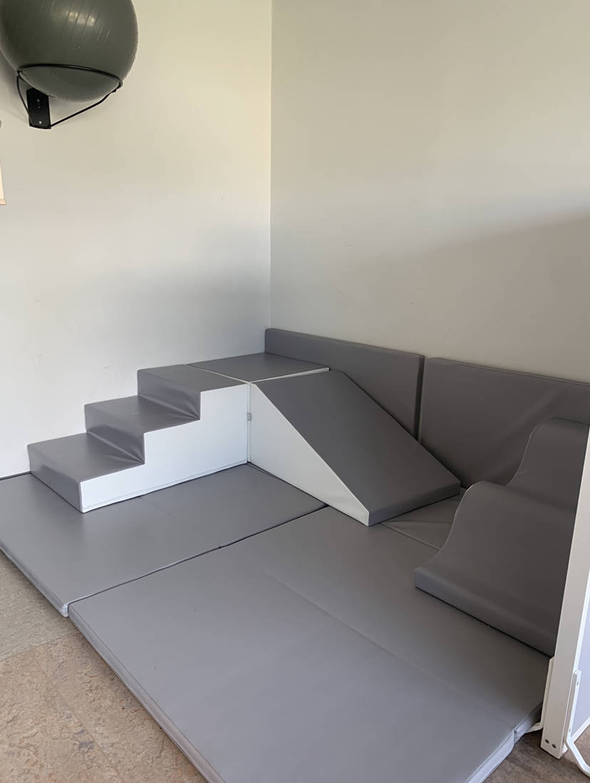 Legeredskaber indenfor på Kastanievej